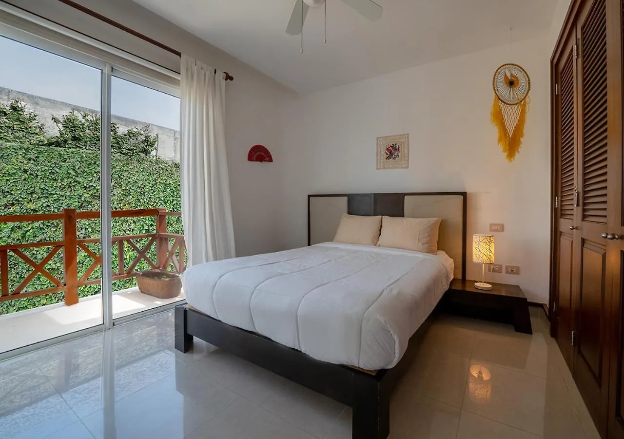 2 Bedroom Condo With Pool & Gym - Calm Near To The Beach - At Quadra Alea - Xaman 201 Playa del Carmen 0*,  Mexico