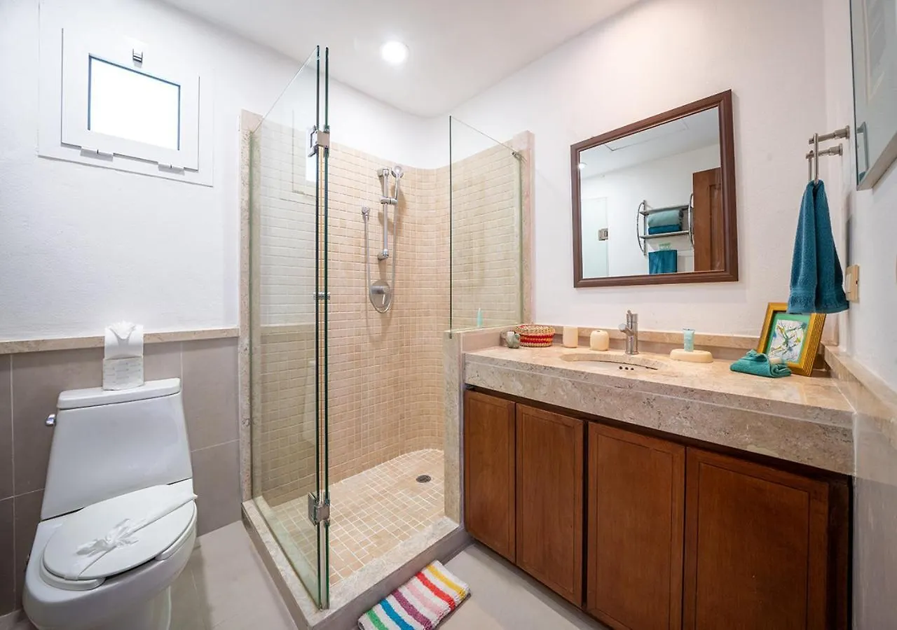 Holiday home 2 Bedroom Condo With Pool & Gym - Calm Near To The Beach - At Quadra Alea - Xaman 201 Playa del Carmen