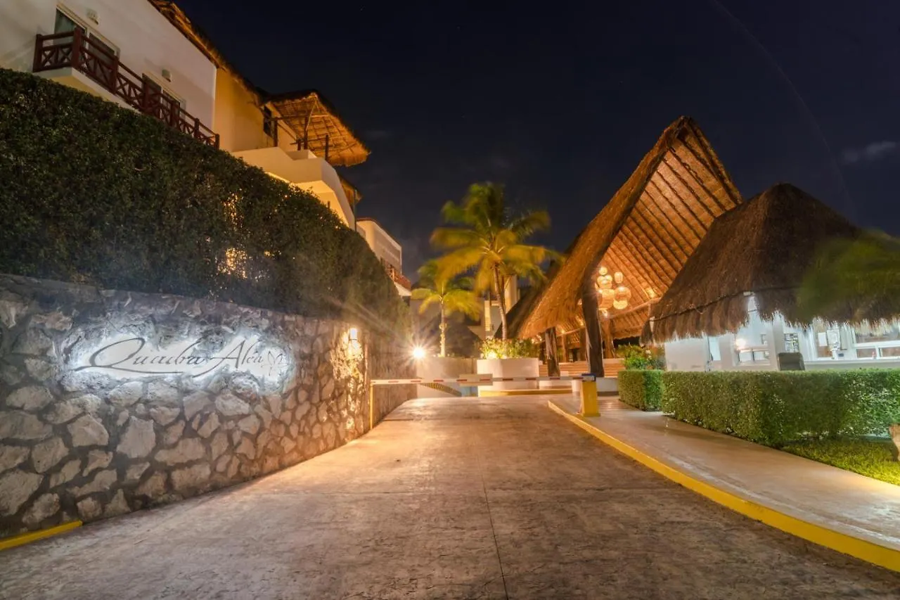 2 Bedroom Condo With Pool & Gym - Calm Near To The Beach - At Quadra Alea - Xaman 201 Playa del Carmen Holiday home