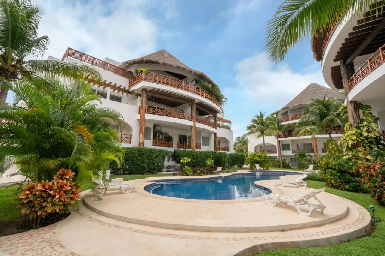 2 Bedroom Condo With Pool & Gym - Calm Near To The Beach - At Quadra Alea - Xaman 201 Playa del Carmen